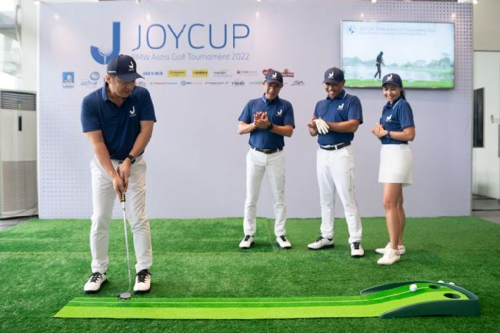 BMW Astra Gelar Turnamen Golf untuk Pelanggan di Royale Jakarta